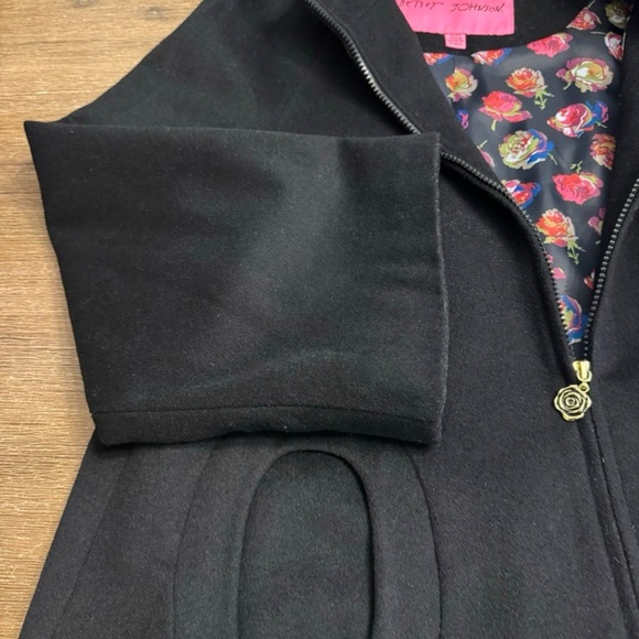 Betsey Johnson Black Wool Blend Swing Coat Jacket | Floral Rose Lining High Neck - Picture 7 of 16